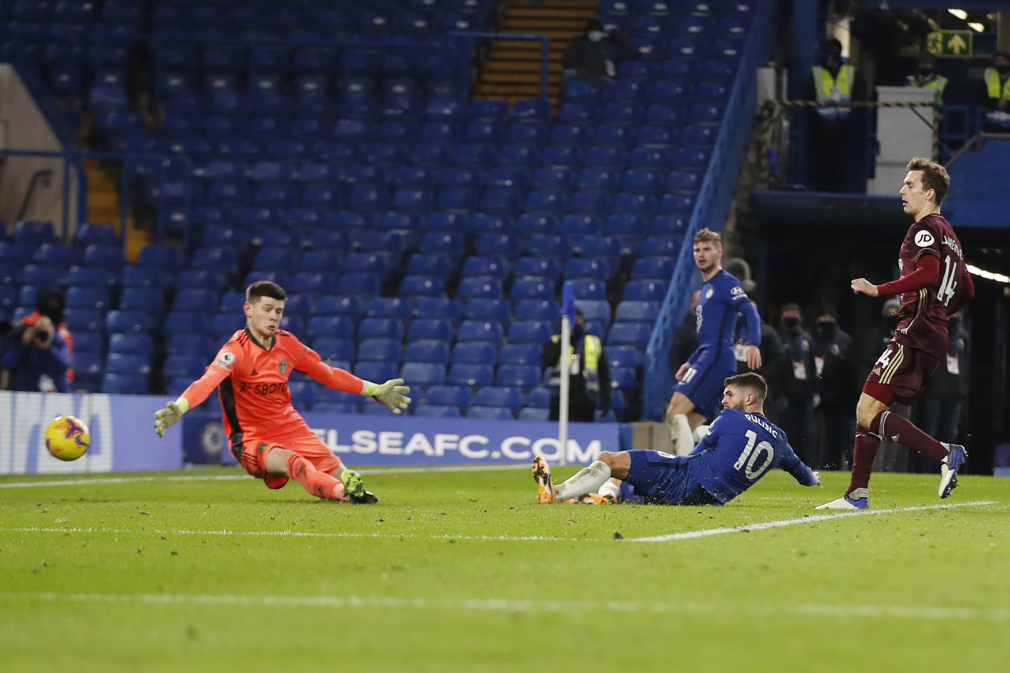 艾德里安 艾德里安